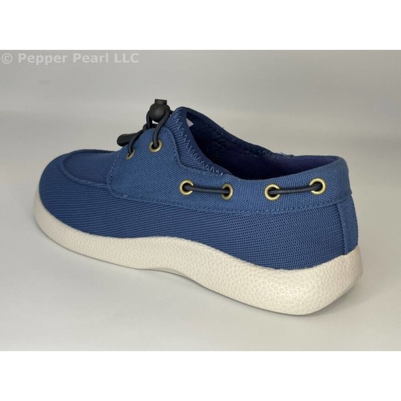 Women's Speed-Lace Deck Shoe Blue Size 8 Water and Slip Resistant - Picture 5 of 14